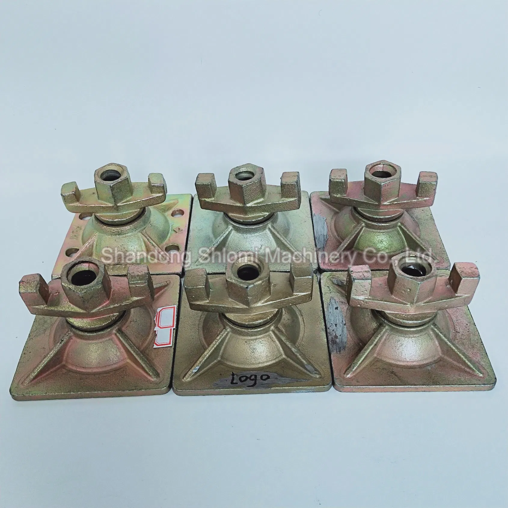 Анкерная гайка с поворотным крылом 115x115 мм для опалубки