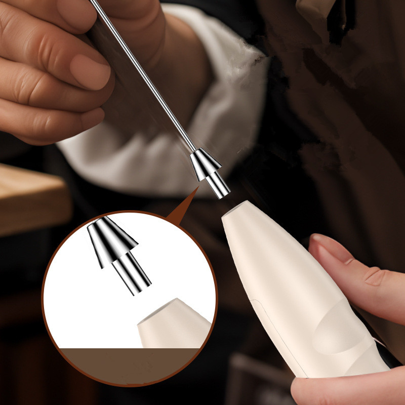 Практичный электрический блендер для дома