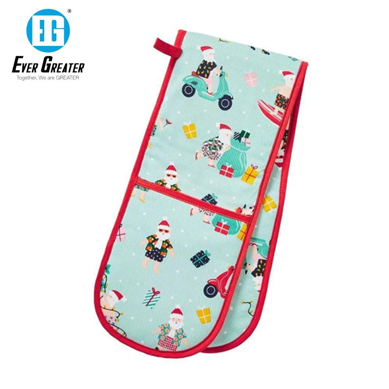 Premium Custom Christmas Oven Mitts High-Quality Cotton Oven Gloves Set with Unique Prints Festive Kitchen Accessories