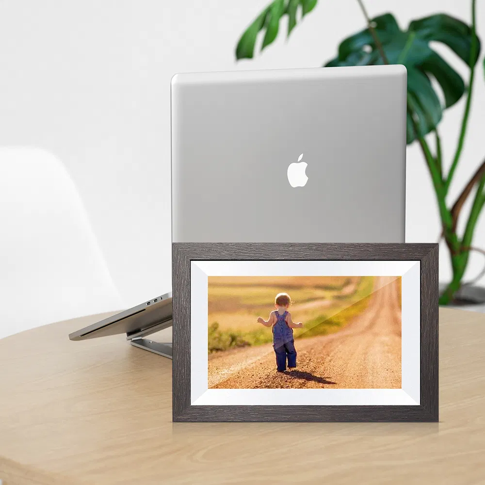 Умная цифровая фоторамка 10.1 дюйма в деревянном корпусе