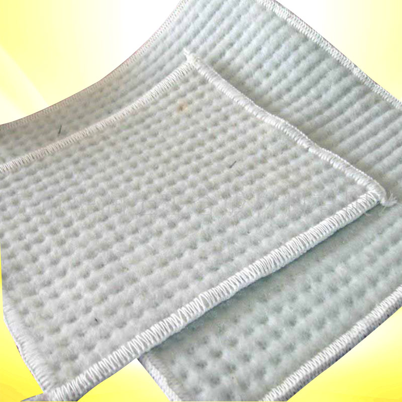 Factory Price Gcl Geosythetic Clay Liner Bentonite Blanket Waterproof for Artificial Lake Landfill