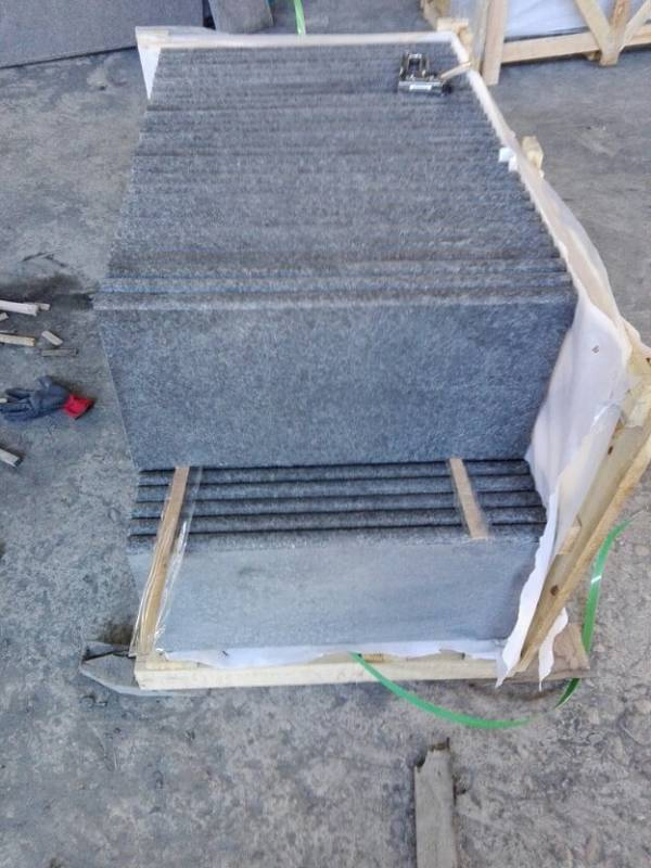 Polished G684 Fuding Black Granite Floor Tiles