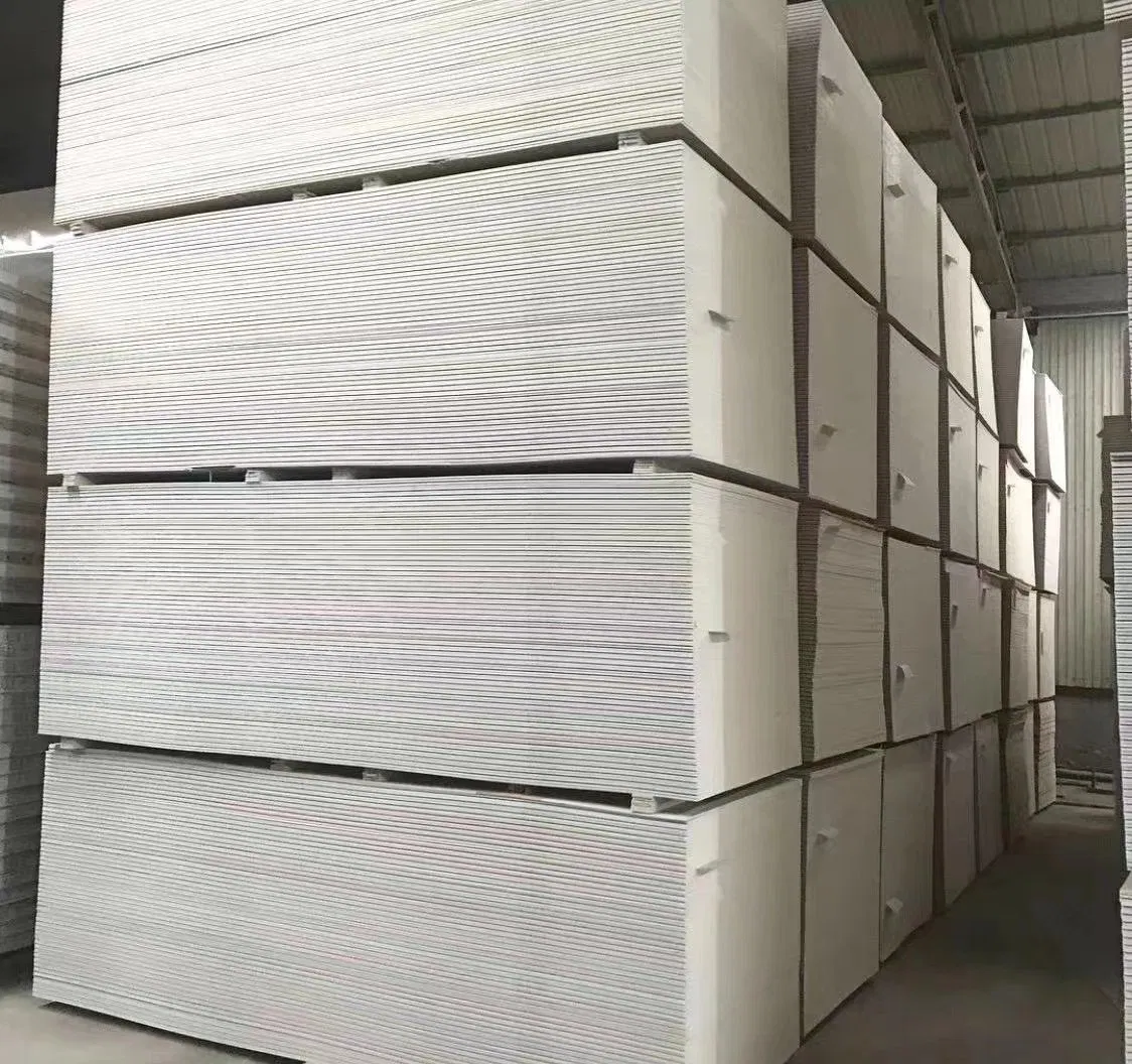 Wood Fiber Reinforced General Fireproof Plaster of Paris Ceiling 1200*2800mm Gypsum Board
