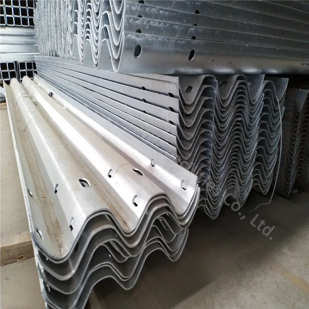 Galvanized Carbon Steel Thrie Beam Roadway Crash Barrier
