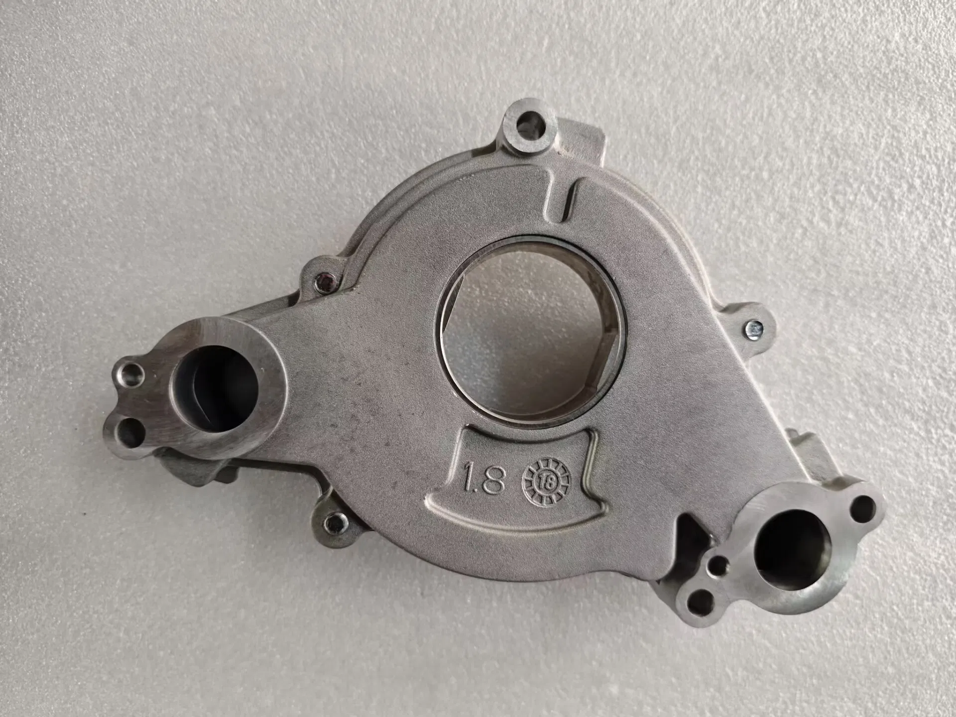 Масляный насос Luxgen SUV 7 (оригинал, арт. 12303MP100)