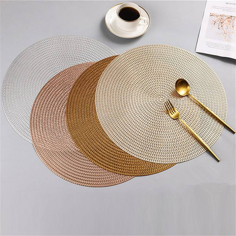 Elegant Non-Slip Gold Wedding Hollow Woven PVC Table Mat