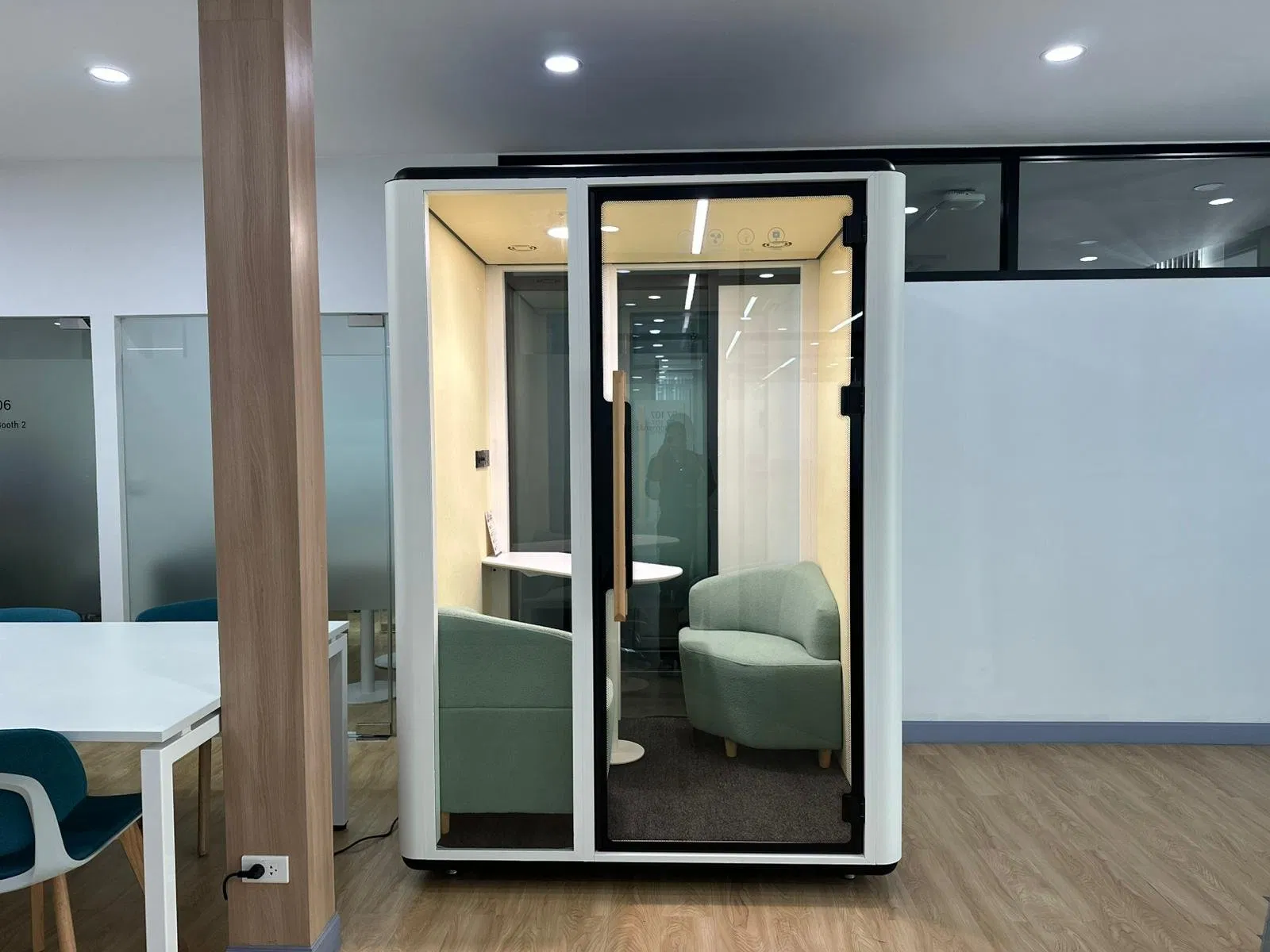 OEM Customized Acoustic Booth Soundproof Cabin for Projects