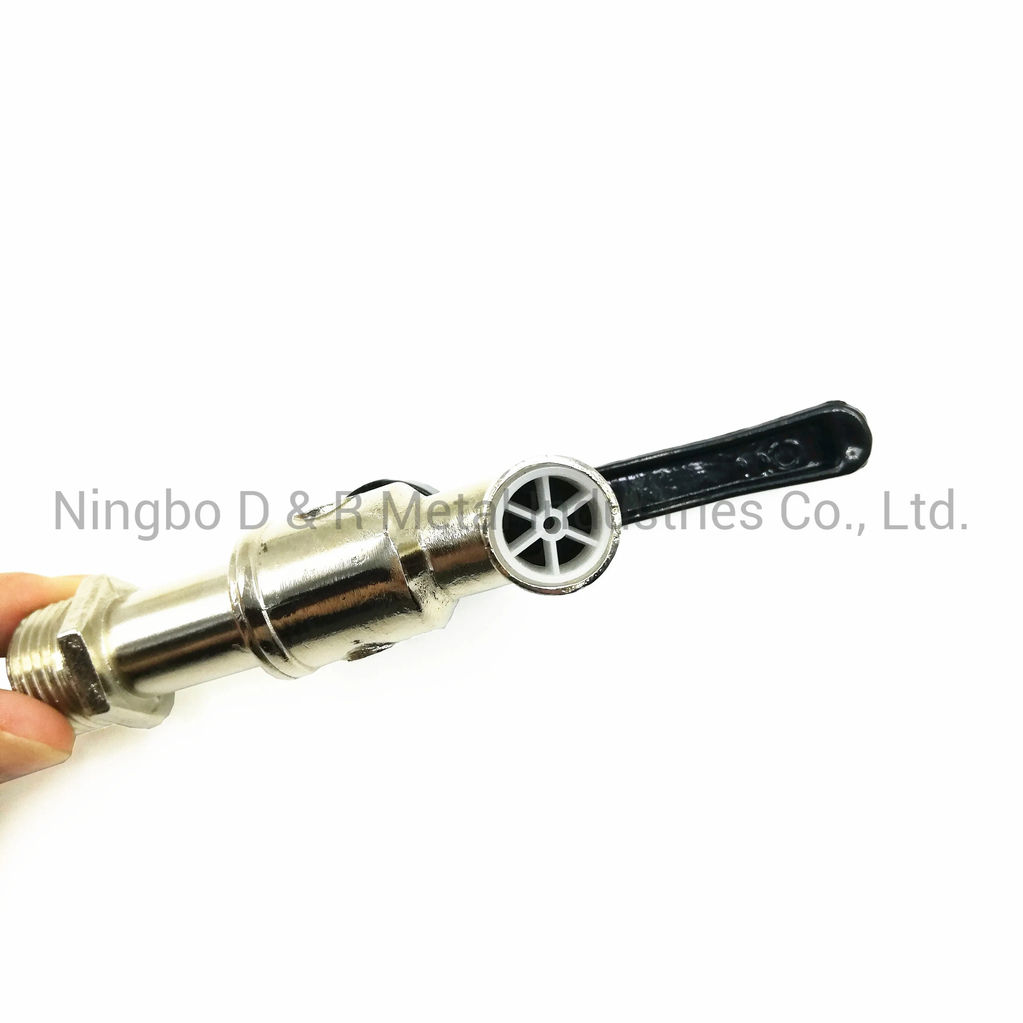 Factory Directly Offer Traditional Design Brass Zinc Bibcock