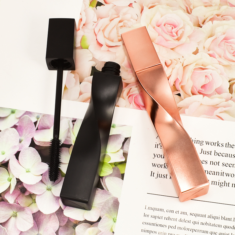 Hot Sale Stock Private Label Essence Waterproof Sweatproof Thick Curled Black Eyelashes Mascara