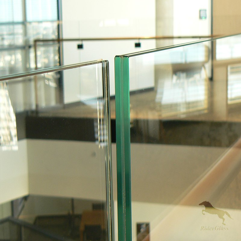 My Clear and Color Laminated Glass