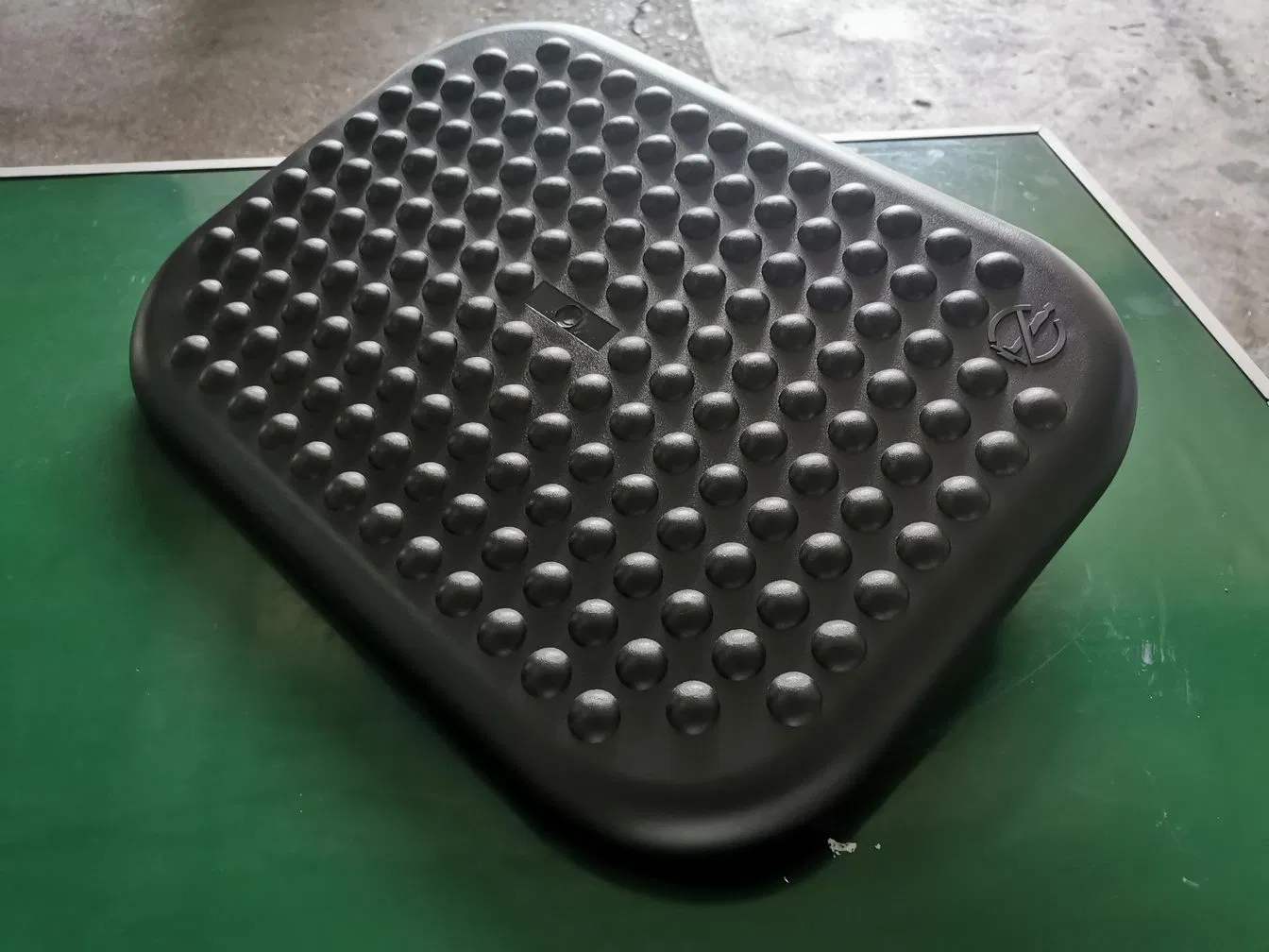 Adjustable Plastic Footrest Chair Foot Pad HIPS Footrest Foot Rest