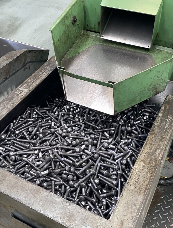 Chinese Factory Price Flat Head Captive Panel Screw