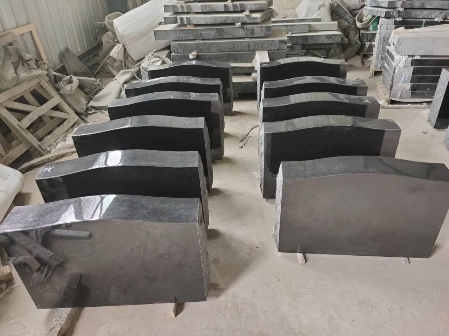 Absolutely Natural Black Granite Funeral Granite Carved Stone Customized Black Headstone/Monument/Tombstone/Memorial