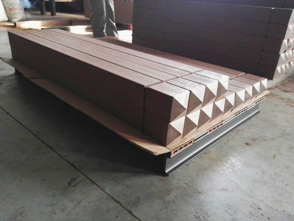 Ocox WPC Decking Paver Support Plastic Adjustable Pedestal for Decking