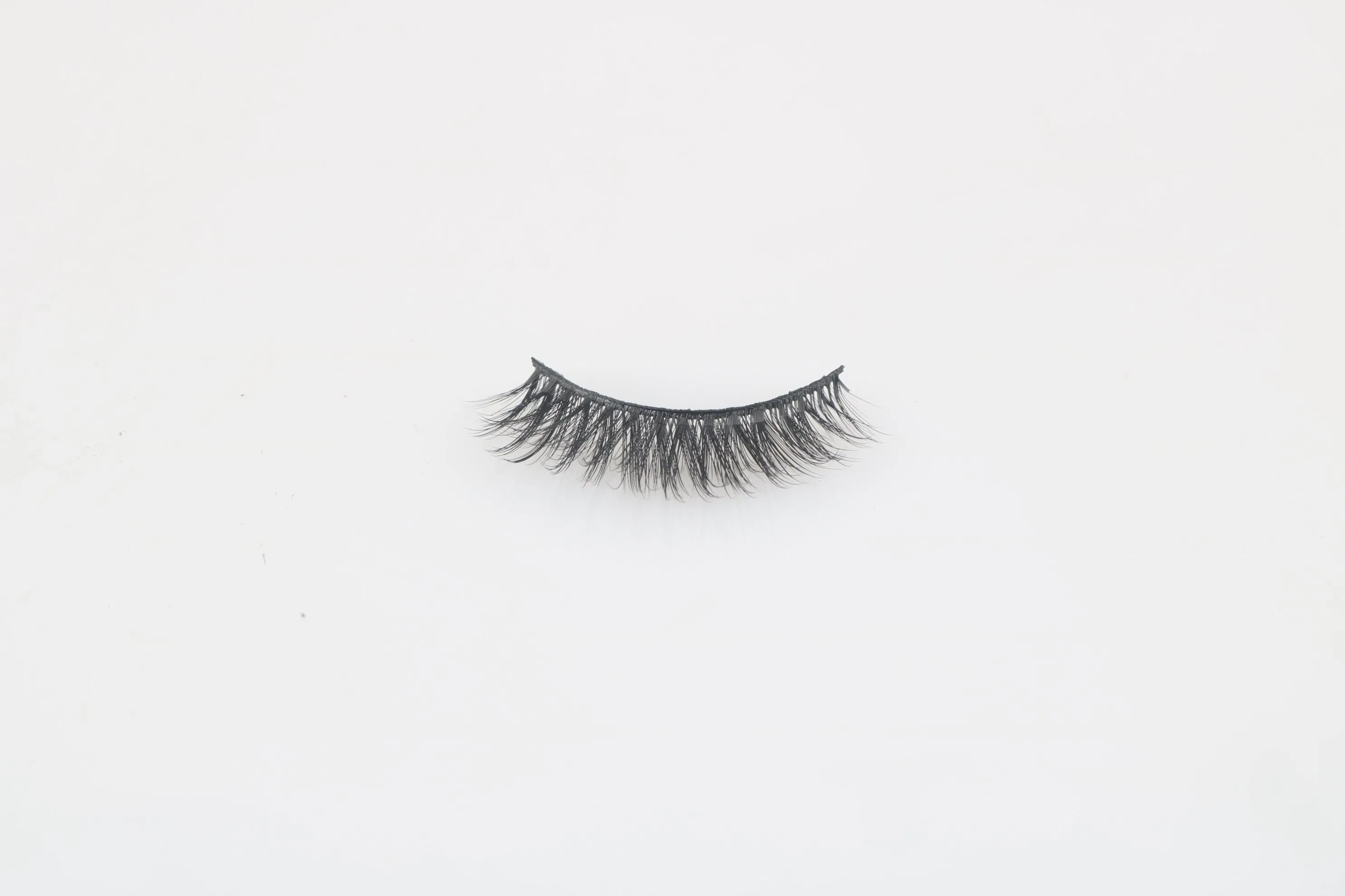 Volume Individual Fluffy Adhesive/Stick on Lashes Extension Vegan Plant Fiber Cluster Premade Pre-Cut False Eyelashes