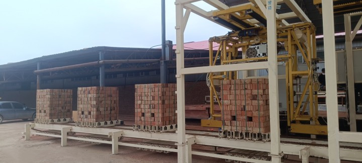 Automatic Packing Line Clay or Red Brick Packing Palletizer