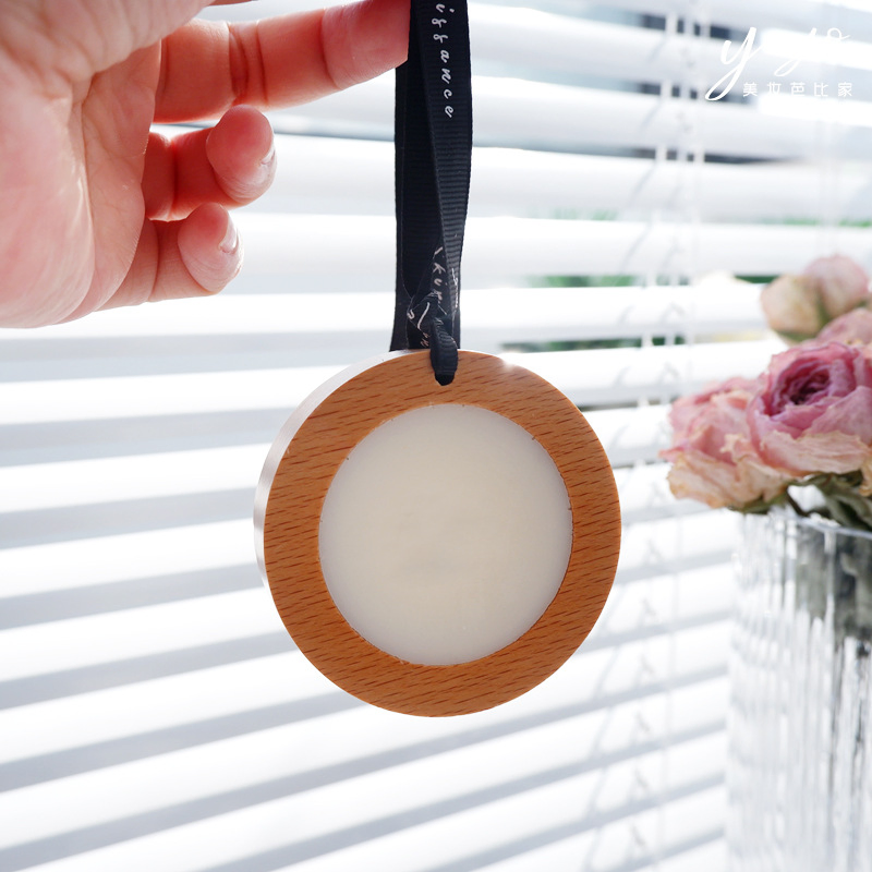 Handmade Decorative Hanging Aromatherapy Paraffin Ceramic Aroma Stone Diffuser for Wardrobe Car