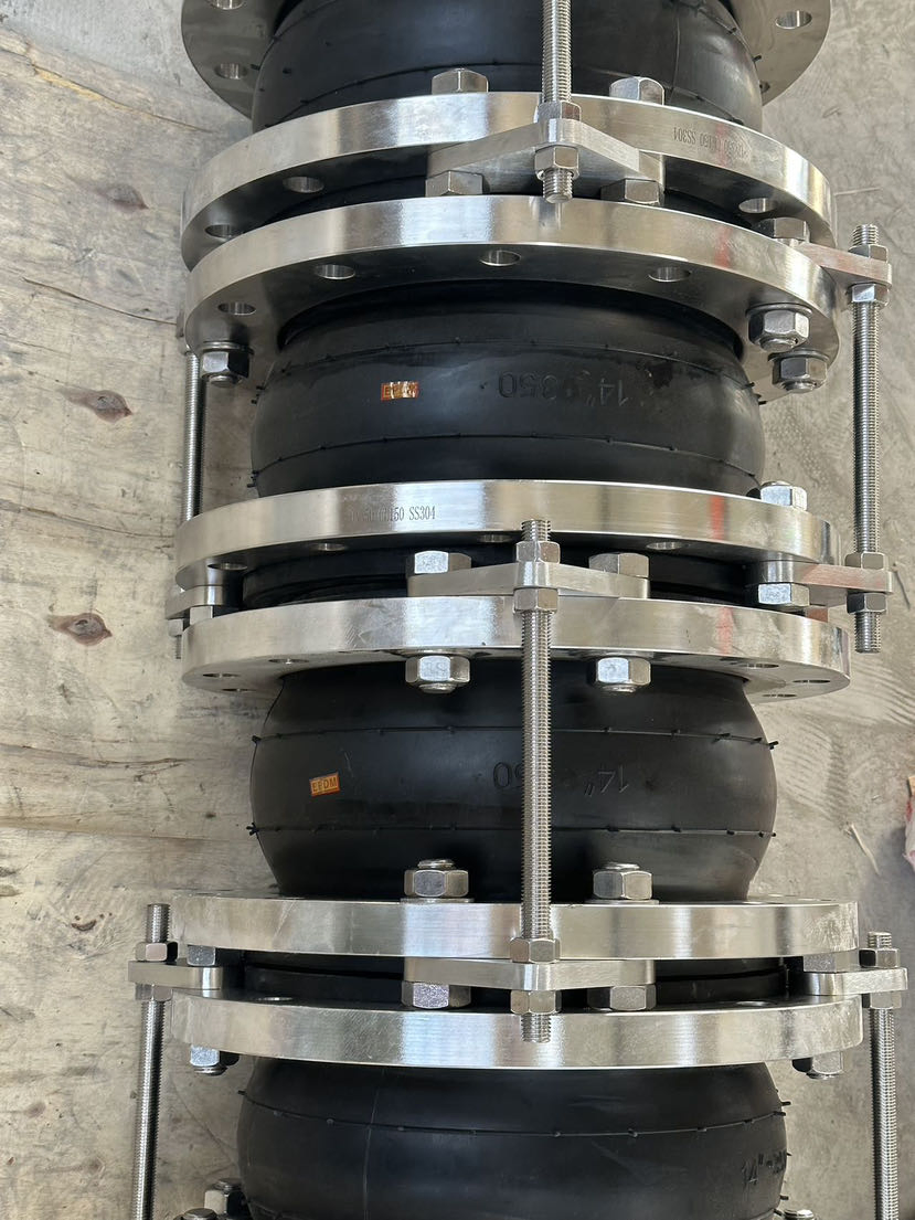 Компенсатор резиновый гибкий DN1200 Hypalon