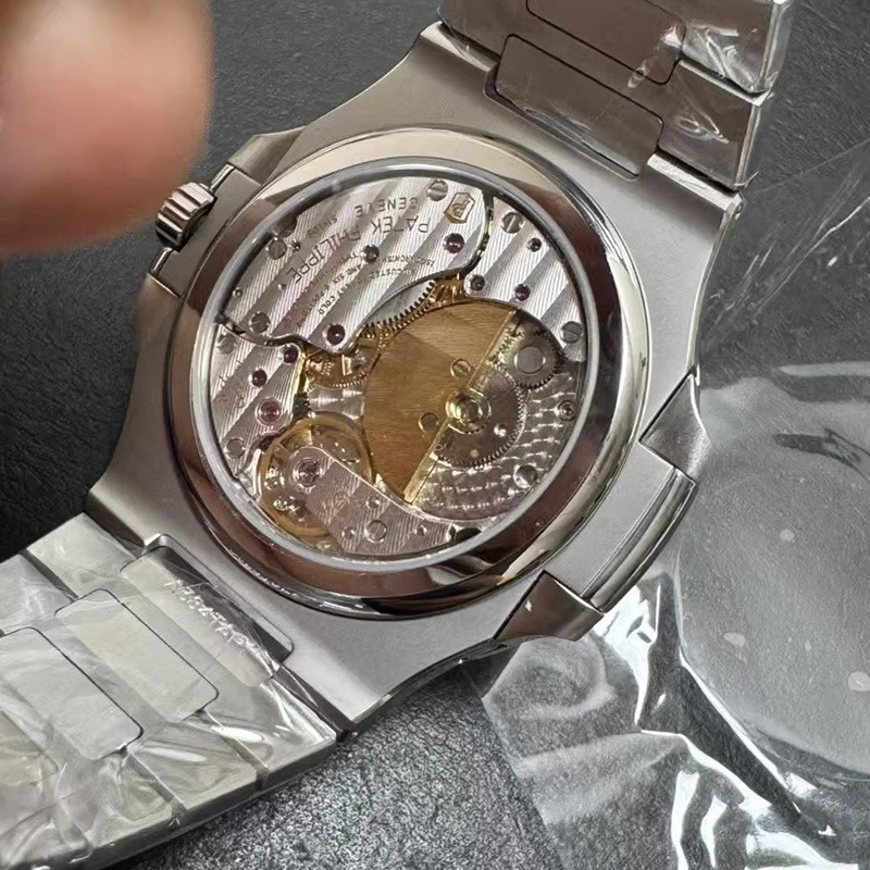 Luxurious Waterproof Men's Mechanical Watch - High-End Fashion Brand Timepiece