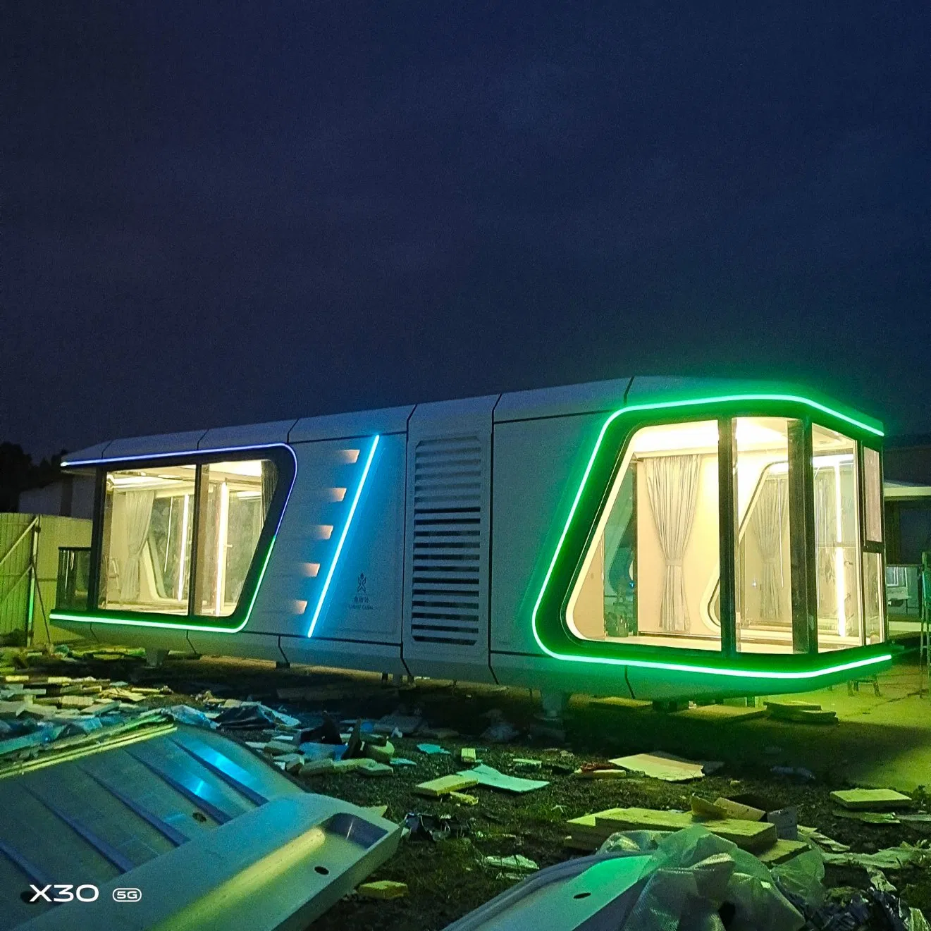 Sleeping Capsule Prefab Modern Cabin Tiny House Luxury for Golf Course