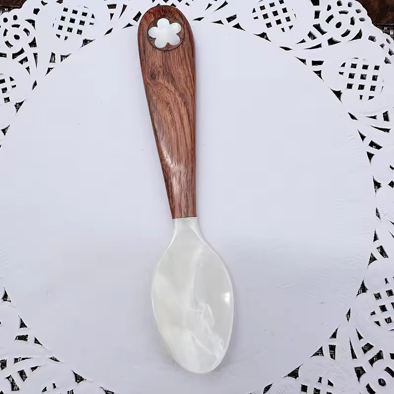 Wooden Handle Custom Logo Natural Pearl Shell Dinner Spoon Caviar Ice Cream Dessert Spoons