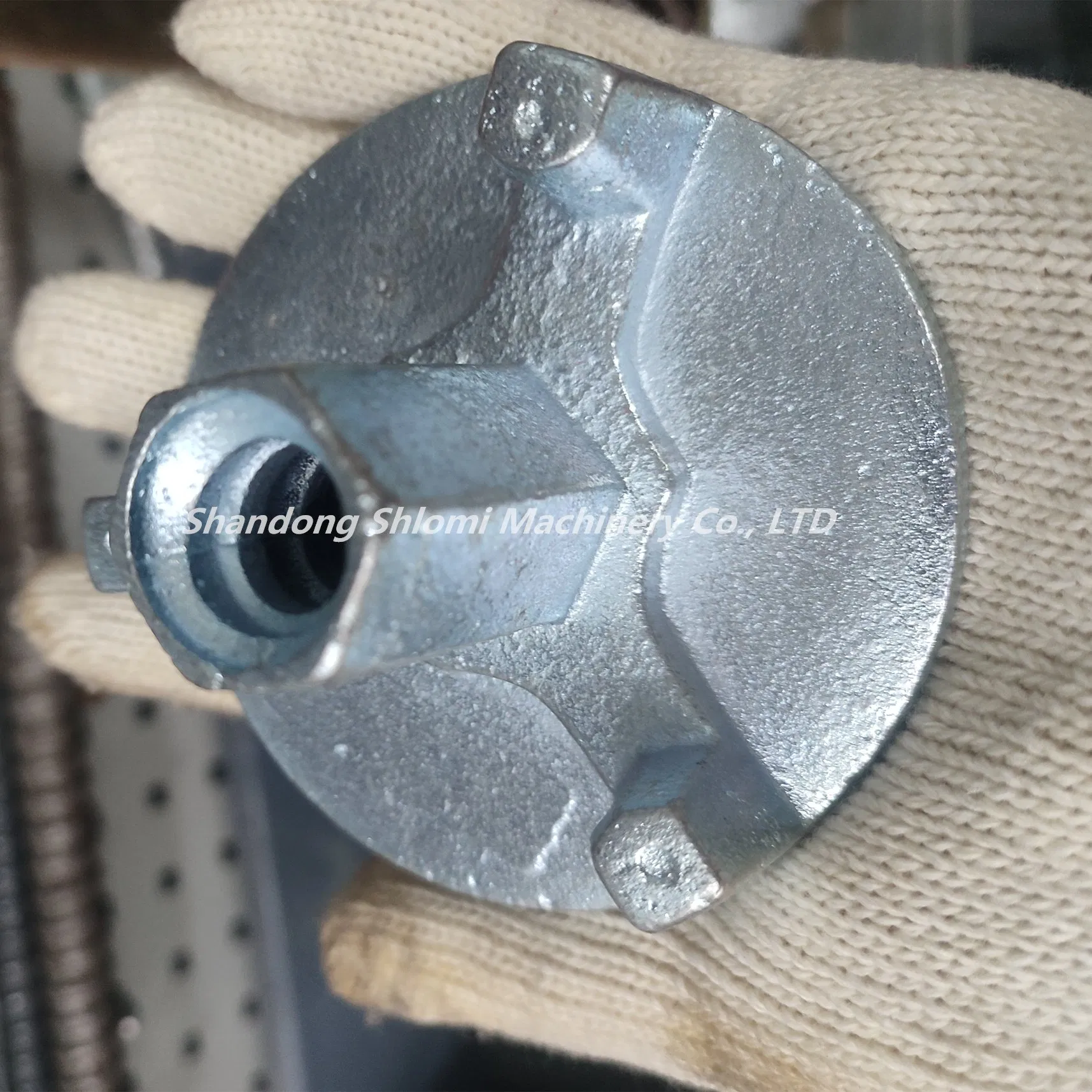 Гайка-бабочка для опалубки D15мм, 90мм, 450г