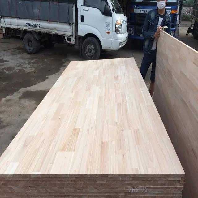 Factory Wholesale Pine Solid Wood Finger Jointed Natural Wood Board