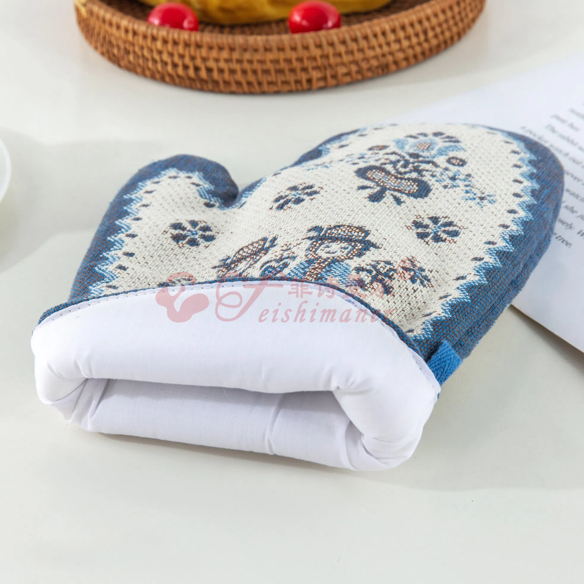 Simple Tableware Oven Mitts with Thickened Filling Heat Insulating Oven Gloves for Kitchen Baking