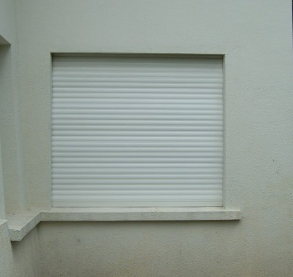 Wind Rated Motorised Automatic Roller Window Shutter for Anti Cyclone
