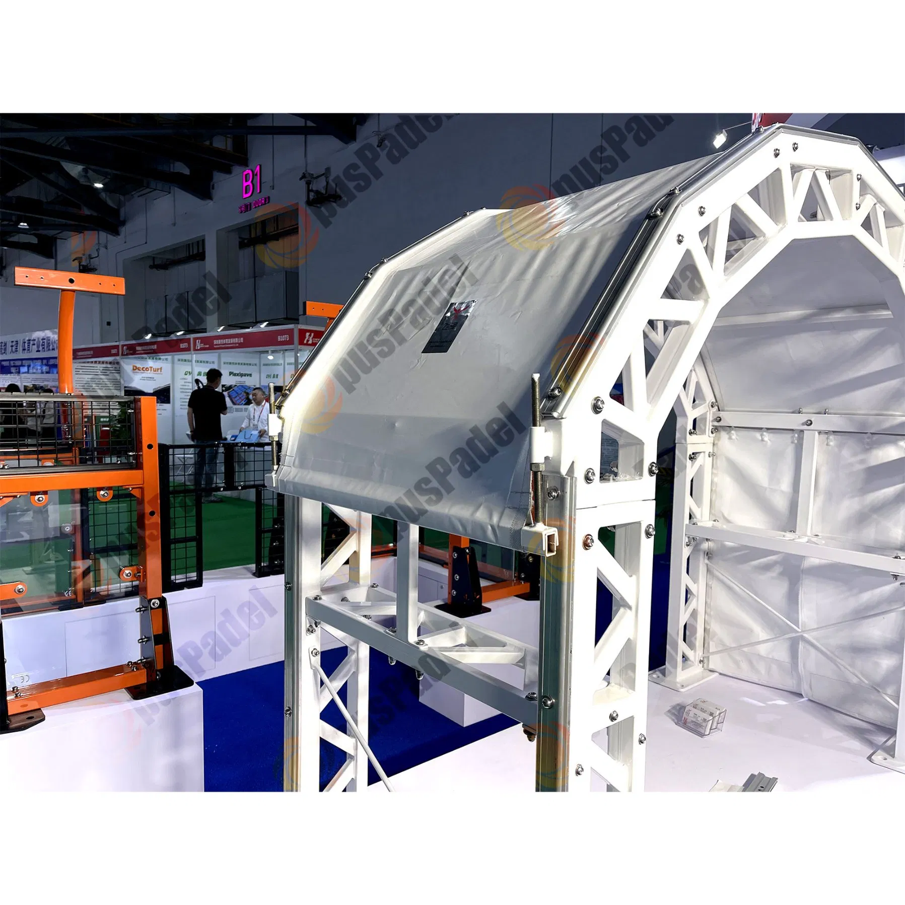 Outdoor Waterproof Sport Tent Large Aluminum Frame Structure Pickleball Court Tent Mezzanine Roof