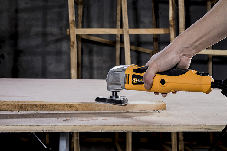 Мощная осцилляционная пила COOFIX 280W для точных резов