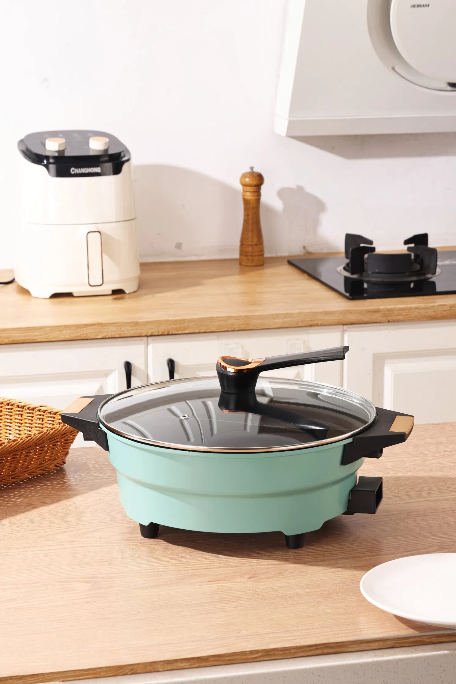 Efficient 1600W Electric Hot Pot, 36cm, with Dual-Cooking Zones
