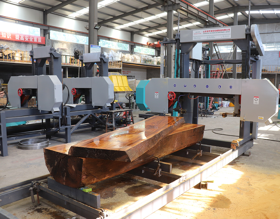 Станок ленточнопильный по дереву