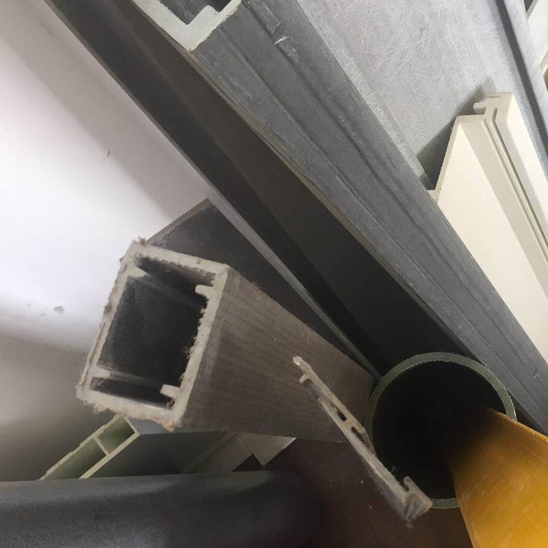 Manufacturer Supply High Strength Fiberglass FRP GRP Pultruded Round Tubes Pipes Fiberglass Composite Plastic Pultruded Profiles