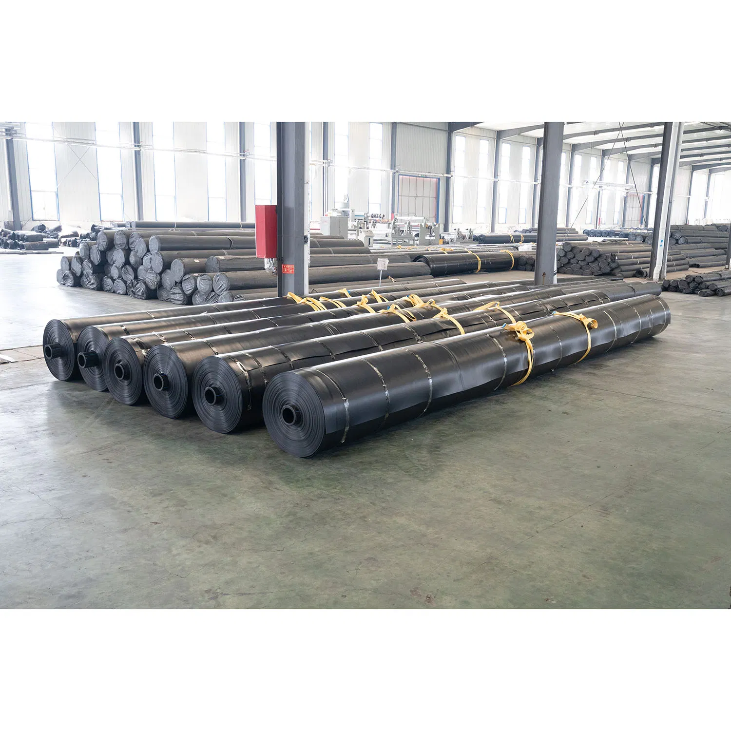 HDPE Fish Pond Liner 0.5mm 0.75 mm 1mm 2mm Geomembrane