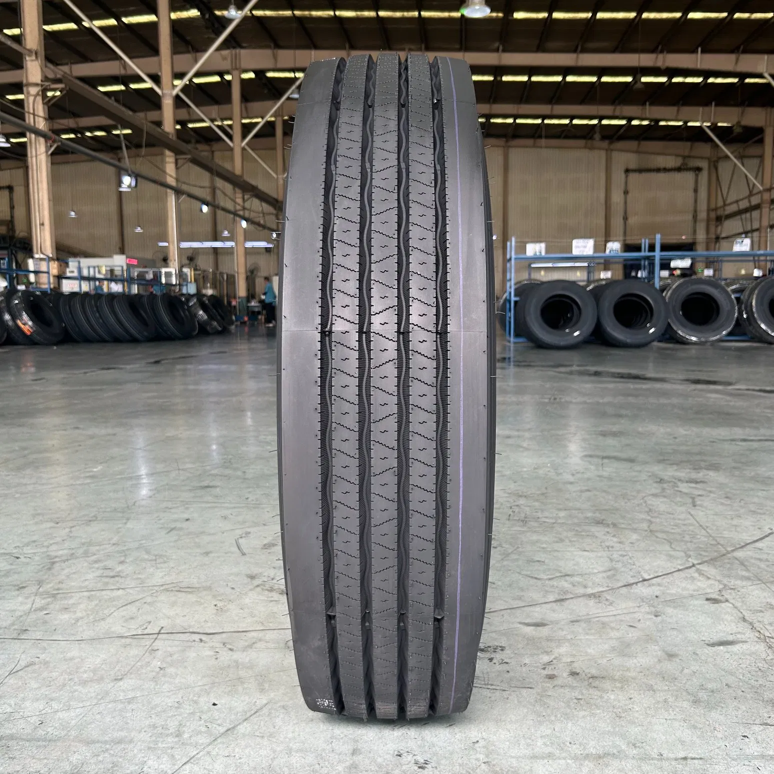 Long Haul Regional Traction Tyre 11R22.5