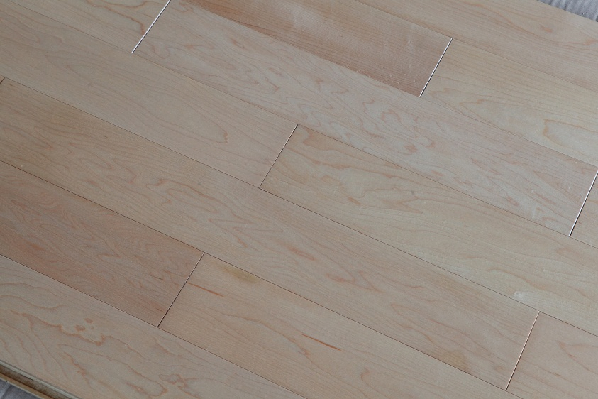 15mm Flat Surface Natural Color Maple Engineered Wood Flooring