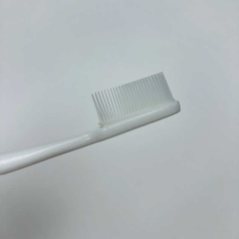 Gooral E637 Wholesale Cheap Ultra Soft Bristles Manual Nano Adult Toothbrush