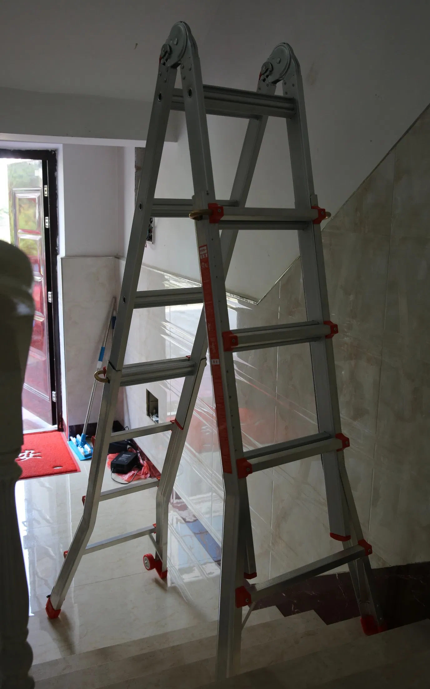 3.2m Aluminium Telescopic Ladder with Hinges