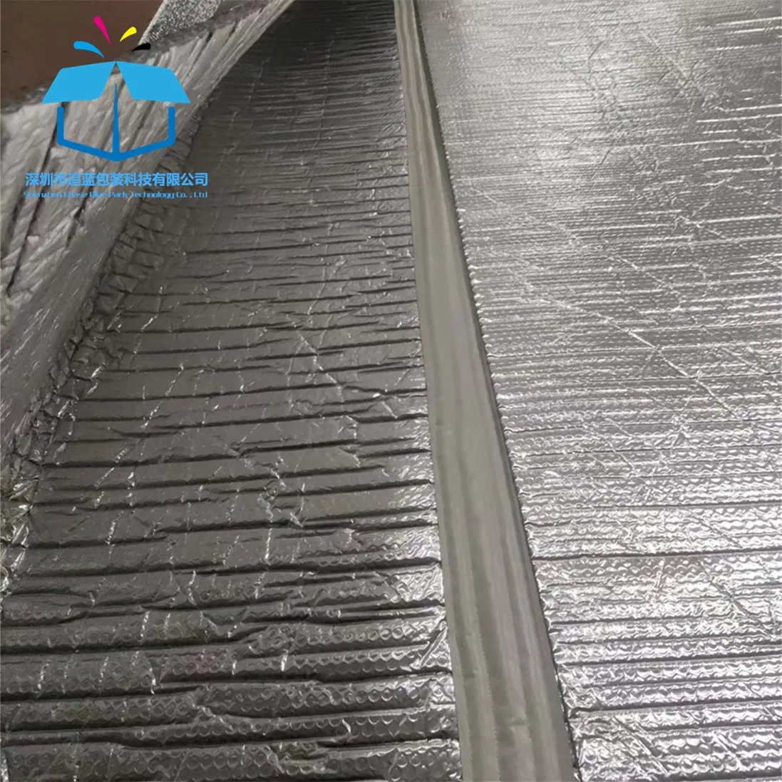 Customized Chase Blue Pack Insulation 12mm Aluminum Foil 4 Layers Bubble Thermal Blanket Roofing / Wall / Ceiling Insulation / Car Insulation
