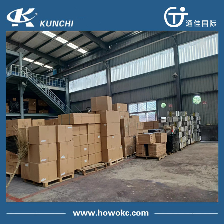 Кронштейн задней опоры двигателя Sinotruk HOWO WG9725593026