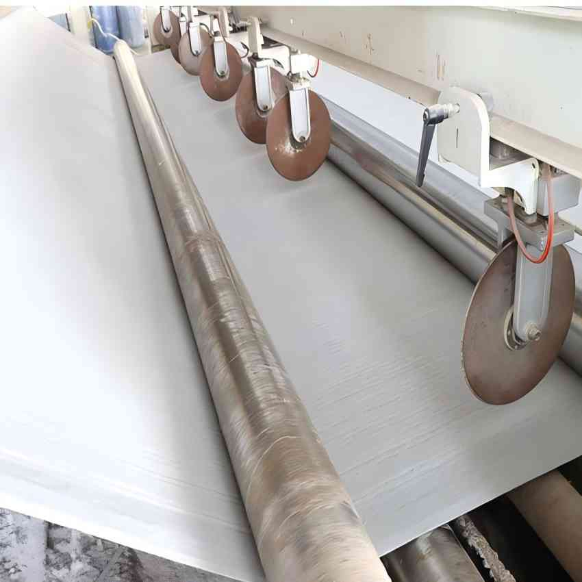 Needle Puch Geosynthetic Material Bentonite Coated Geotextile Mat Waterproof Blanket Geosynthetic Clay Liner Gcl