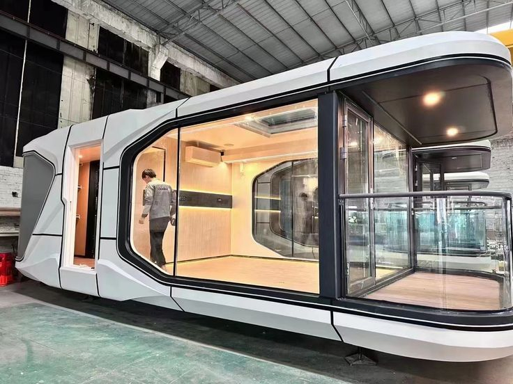 Modern Luxury Prefabricated Space Capsule Steel Structure Home Design Weatherproof Space Capsule