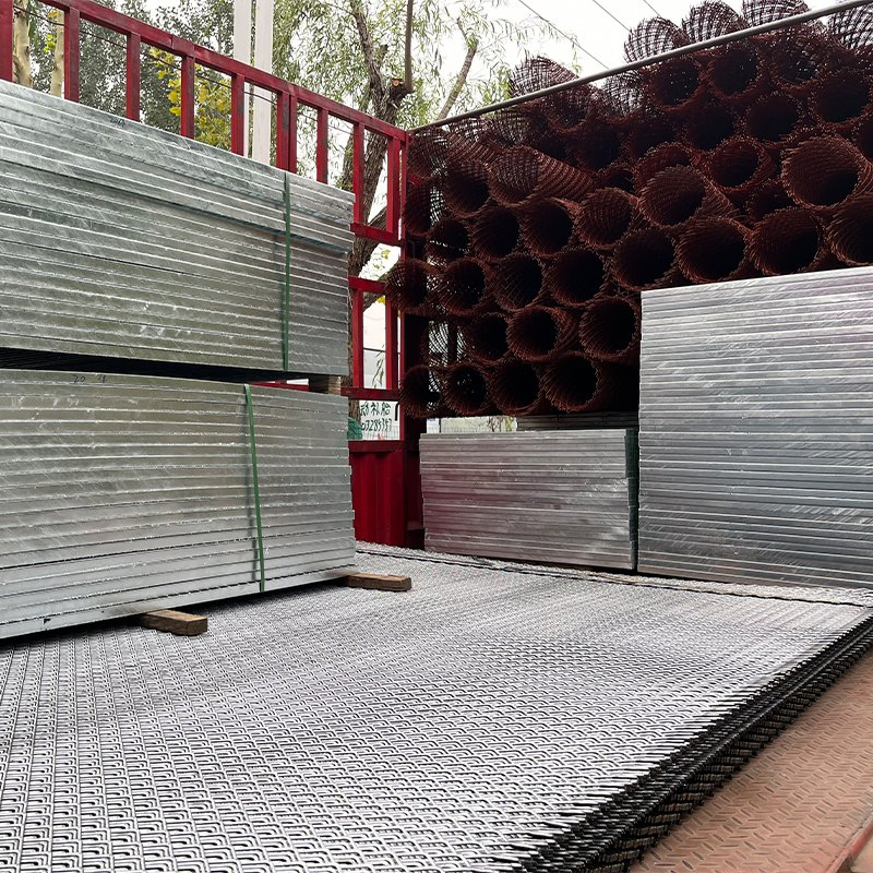 Custom Drain Covers Hot Dipped Galvanised Walkway Heavy Duty Steel Grating