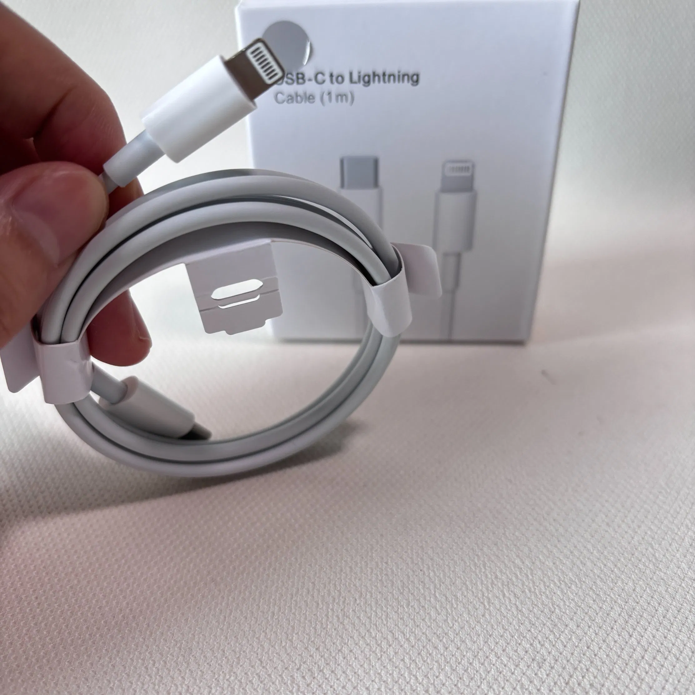 Кабель USB-C — Lightning 1м, быстрая зарядка