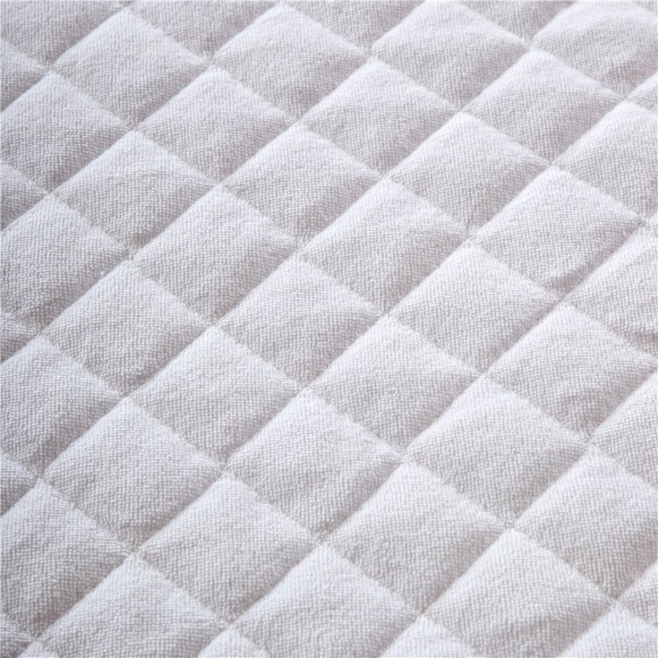 Wholesale Cheap High Quality Polyester Terry Mattress Protector Mattress Cover Pad Flat Fitted Sheet Noiseless