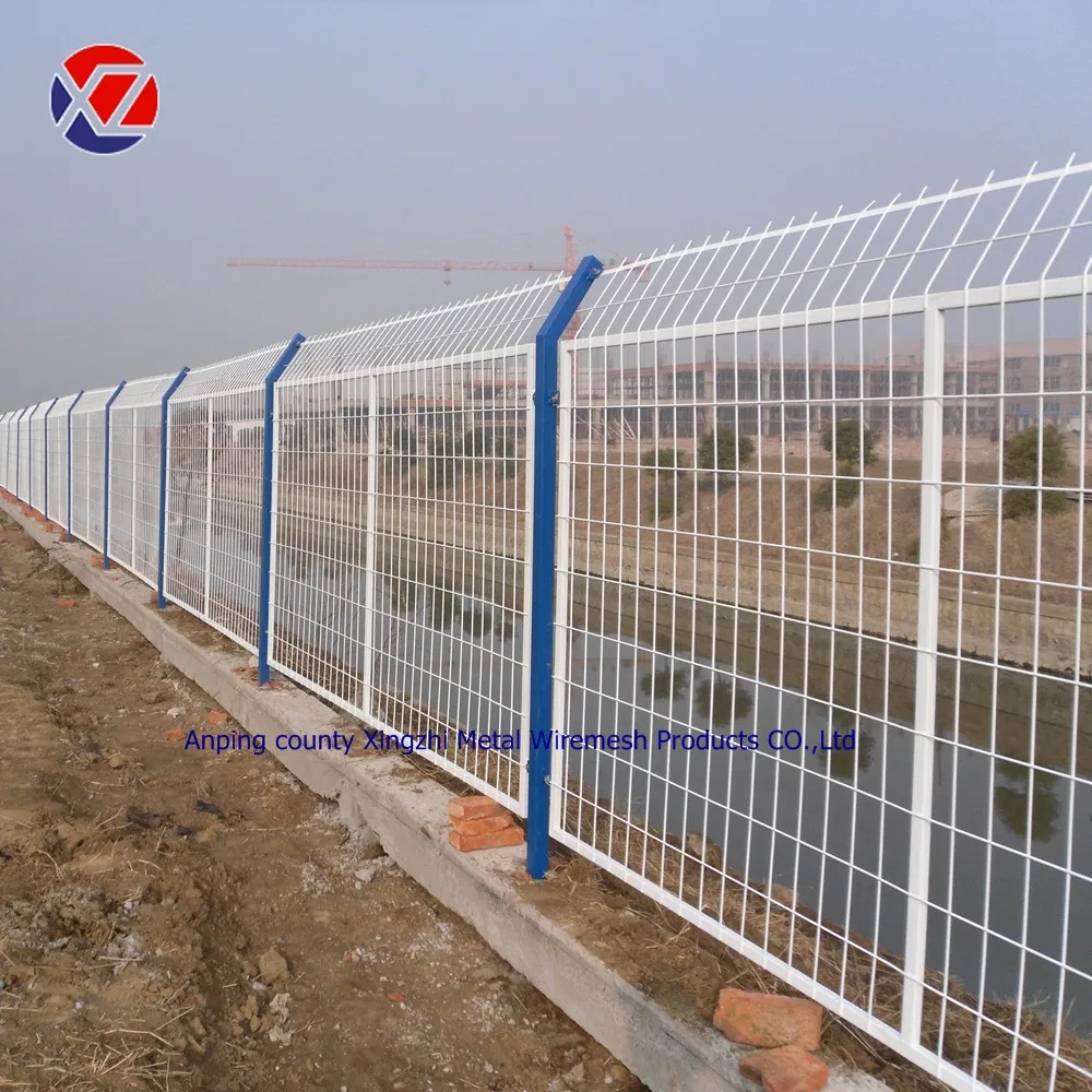 PVC Coated and Galvanized Welded Wire Fence