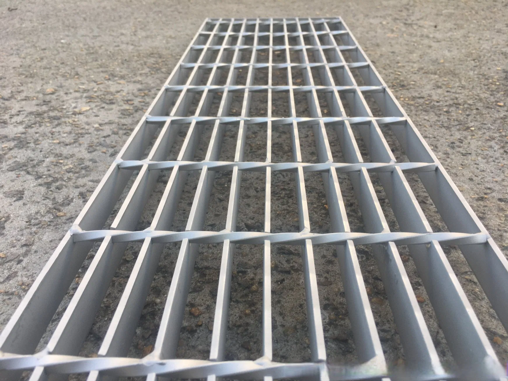 SS304316 Customizable Sidewalk Groove Grille Stainless Steel Grating