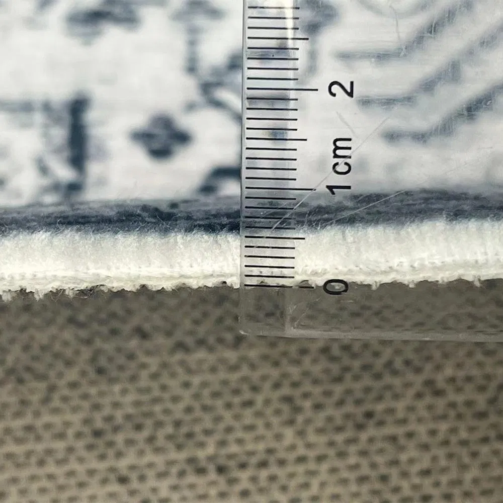 Wholesale Customized Easy to Clean Mat Non-Slip Large Modern Carpet for Family Bathroom and Kitchen Carpet Well Selling Blue and White Carpet Faux Silk Carpet