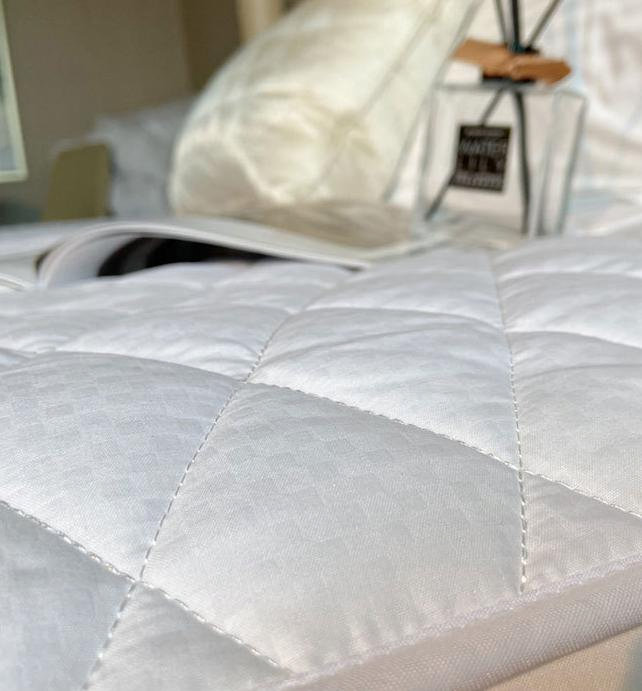 Hot Selling Cotton Comfortable White Mattress Protector for Hotel